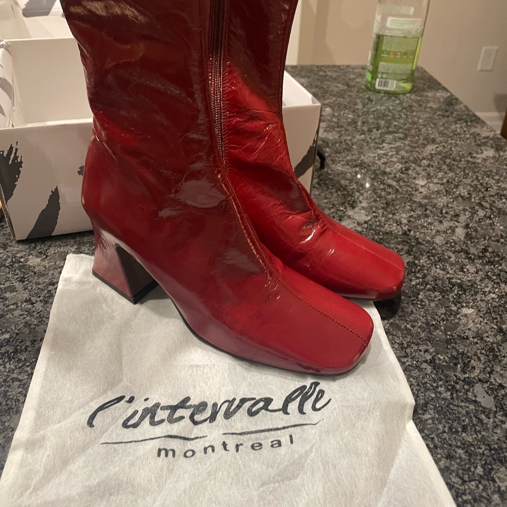 L'INTERVALLE Red Ankle Boots - Picture 6 of 6